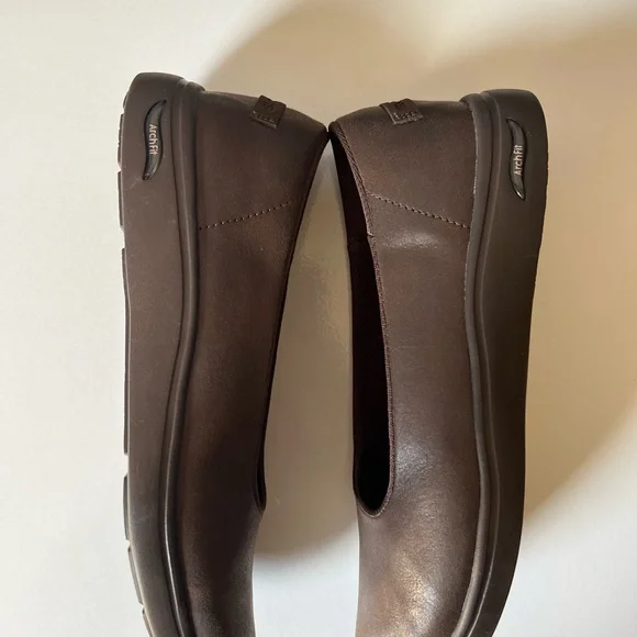 Skechers Women's Chocolate Loafers - Picture 7 of 8